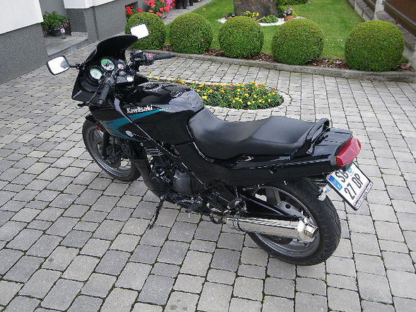 KAWA GPZ - 