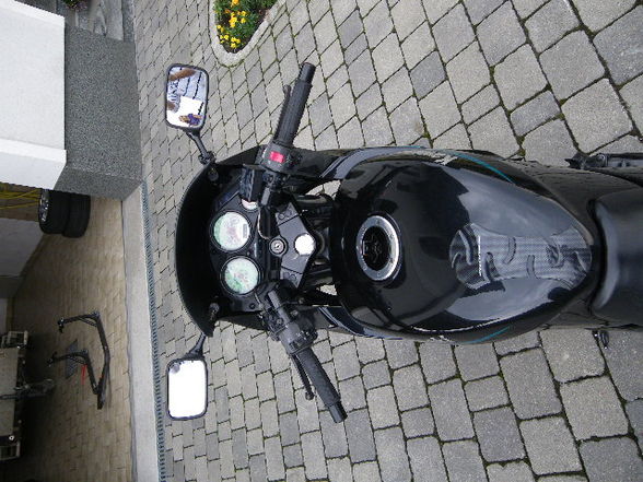 KAWA GPZ - 