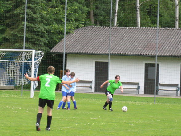 Damenfussball Arbing - 