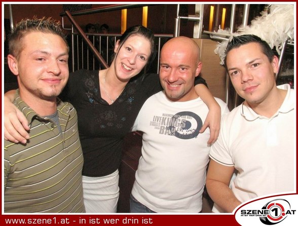 partytime at friendsbar - 