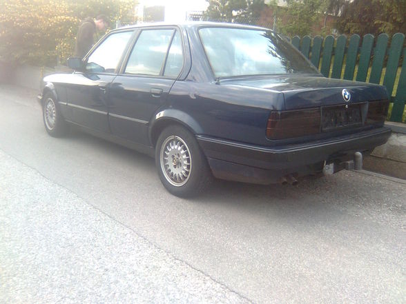 Mein Bmw E30 324 td - 