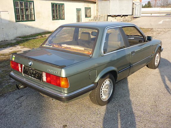 Mein Bmw E30 320i vfl - 