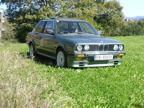 Mein Bmw E30 320i vfl - 