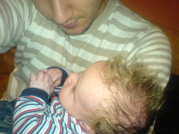 one day with baby Leon...13.12.2007.... - 