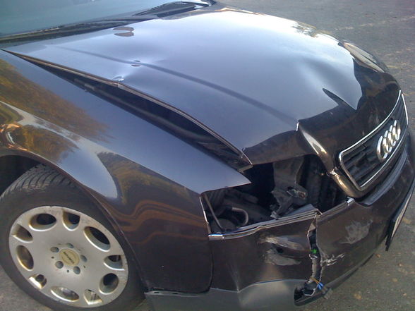 ....und mein Auto nach dem Unfall - 