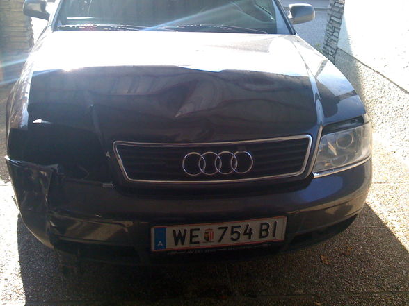 ....und mein Auto nach dem Unfall - 