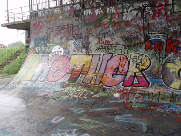 Graffitis of amsterdam - 