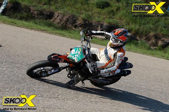 Supermoto - 