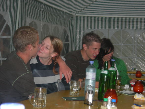 Weinheuriger bei Fam. Binder am 20.06.09 - 