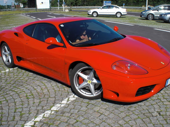 Geil-geiler-Ferrari *rrr* - 