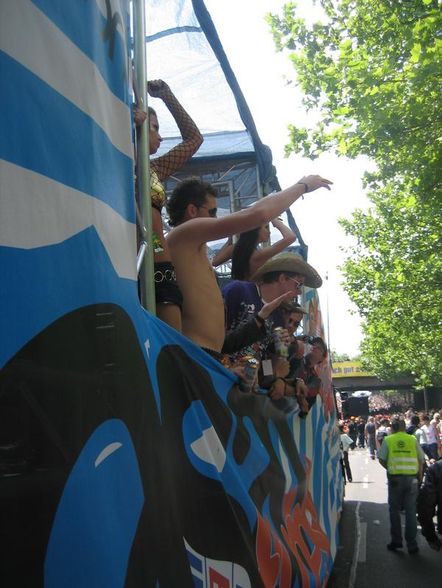 EME TRUCK @ LOVEPARADE 2008 - 