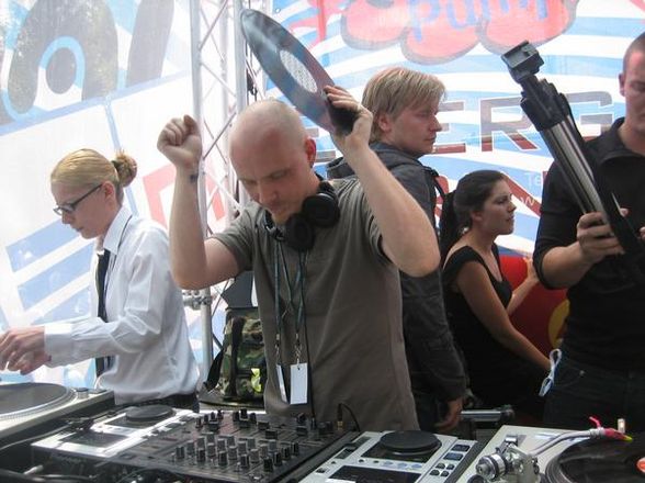 EME TRUCK @ LOVEPARADE 2008 - 