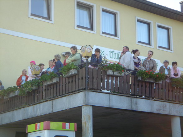 Maibaum auslesn in Oberbayring - 