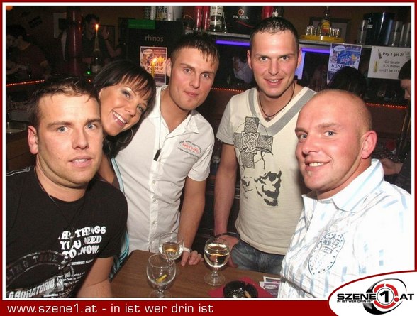 FRIENDS & ME - 