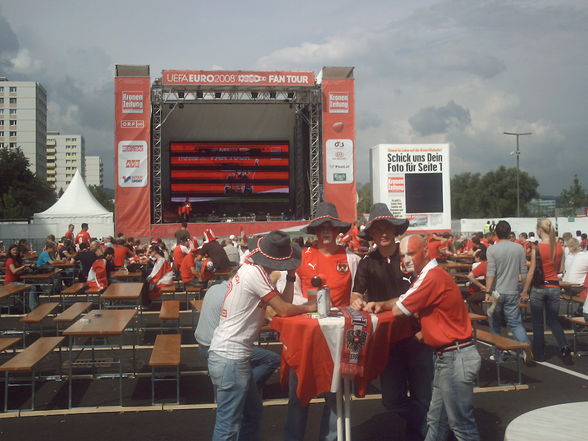 FANZONE LINZ - 