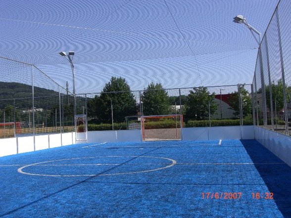 Outdoor Courts - 