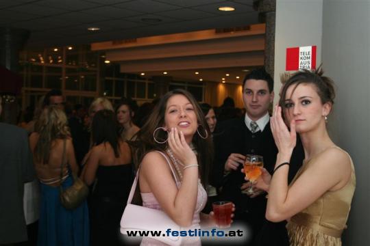 007 - Der Abend stirbt nie! [IVb-Ball] - 