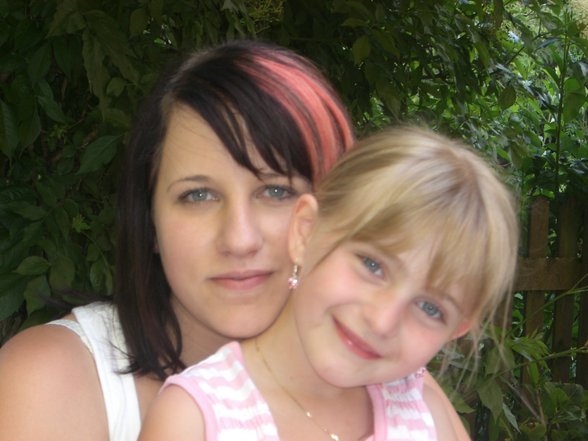 Moi LiL PrinCess' & meee..* - 