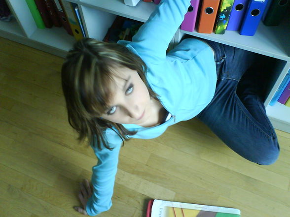 Liisa .. SChuLe und soo xD - 