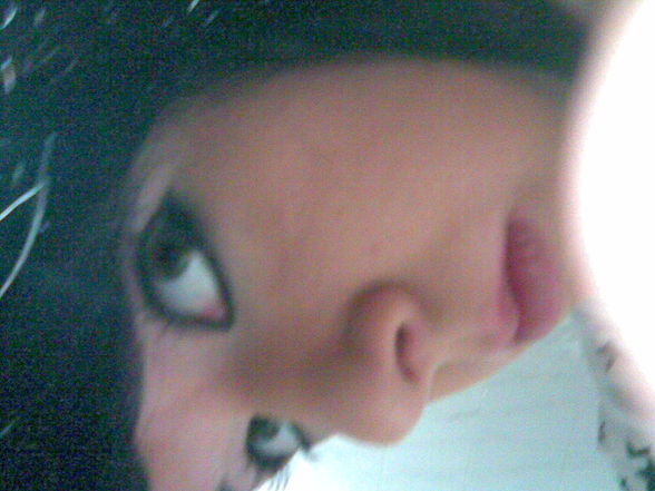 ...°°..[e]VeLi´[N]....°°...?? - 