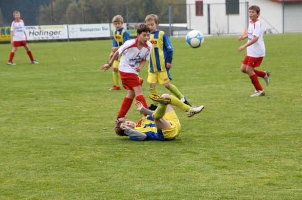 Fußball U11 in Neukirchen 24.10.2010 - 