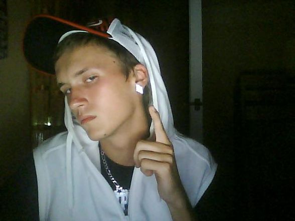 AakTuueL :) - 