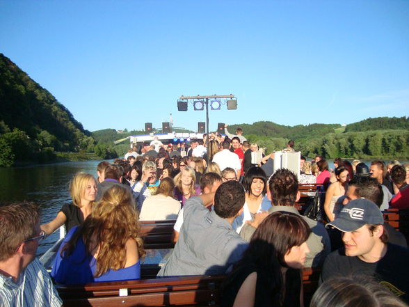 Houseboat 16.05.09 - 