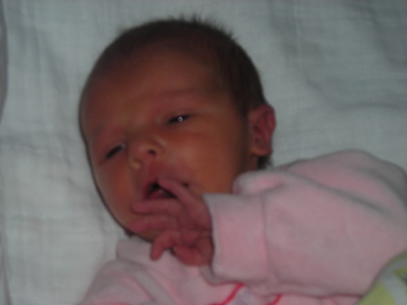 meine Enkelin Vanessa geb.04.12.07 - 