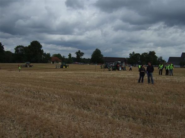 Bezirkspflügen in Laakirchen - 