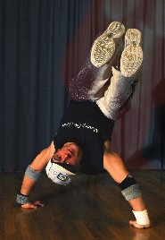 ---> BREAKDANCE<--- - 