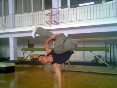 ---> BREAKDANCE<--- - 