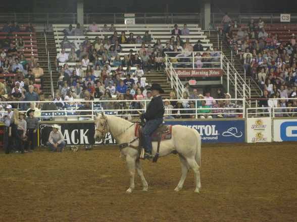 Rodeo & Fußballspiel - 