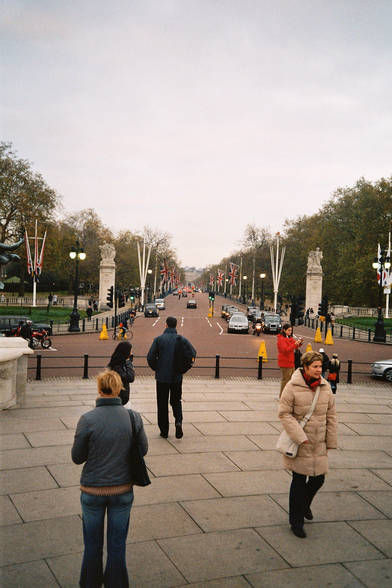 London 22.11.04-13.12.04 - 