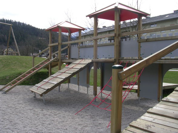 Der neue Spielplatz,meine&andere Kids!!! - 