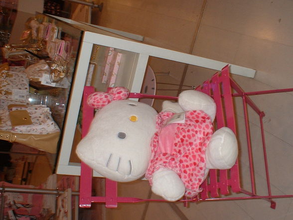 HeLLo KiTtY xD - 