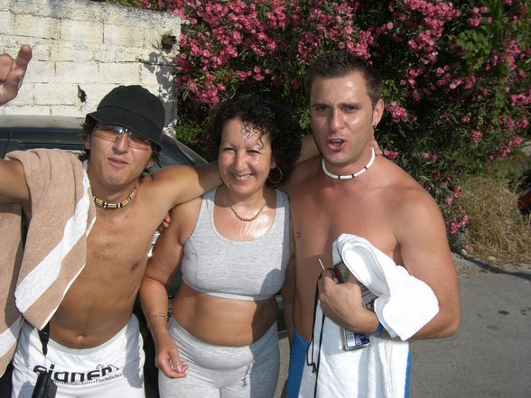 Greek (Heraklion) 2006 with friends - 