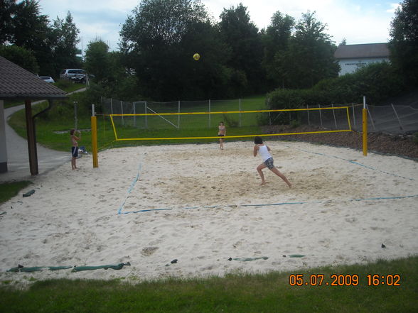 Freibad und Beachvolleyball - 