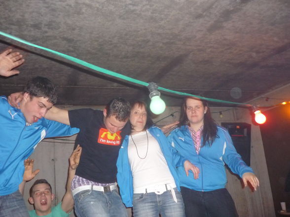 und die Party geht weiter, 2010!! xD - 