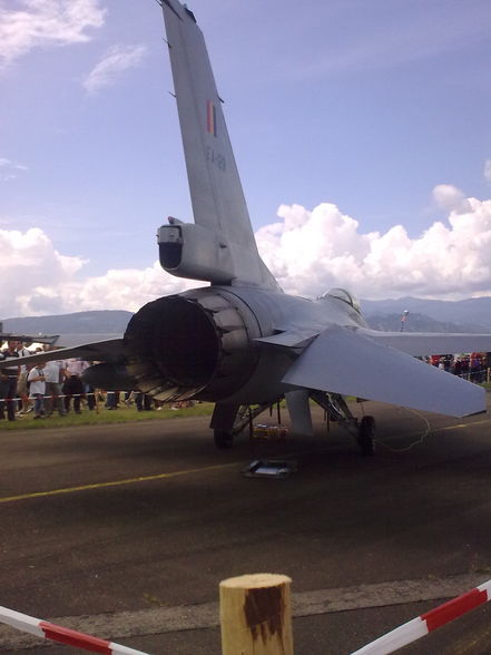 AIRPOWER 09 - 