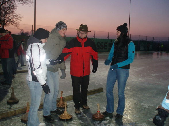 Turnier im Eisstockschießen - 