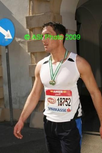 VIENNA CITY HALBMARATHON - 