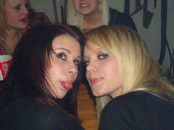 *Silvester* vorglühen :) 2009^^ - 