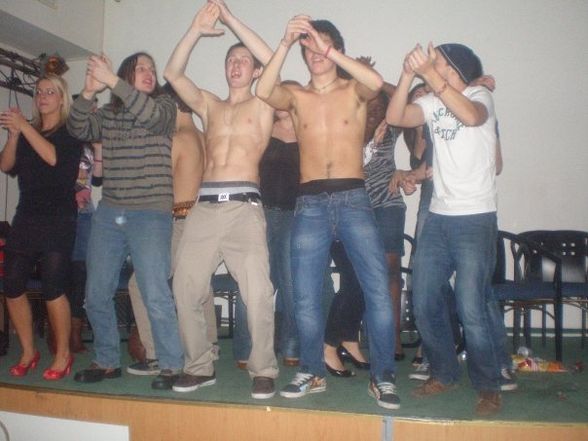 my sweet 17 oda auch pornopartyy - 
