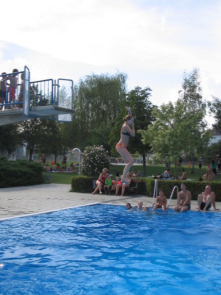 Schwimmen im Garstnerbad - 