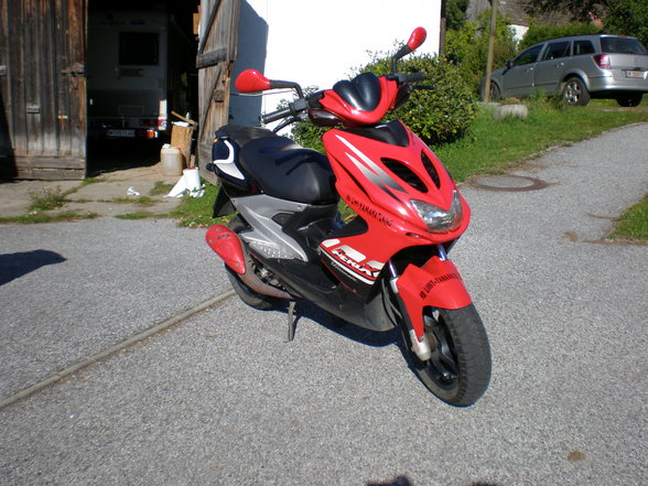 Mei Moped O_O - 