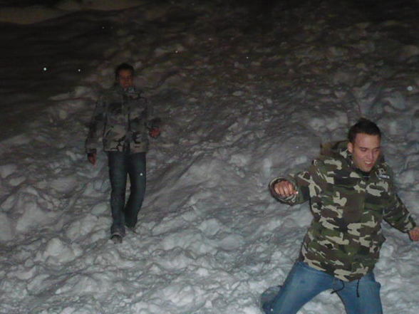 Rave on Snow 07 - 