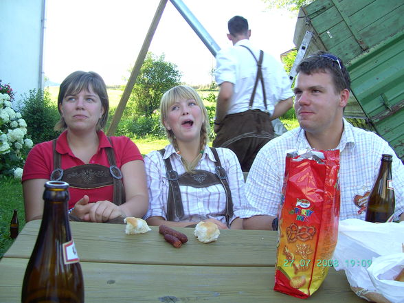 *~LeDeRhOsEnTrEfFeN iN wInDiScHgAsTeN~* - 