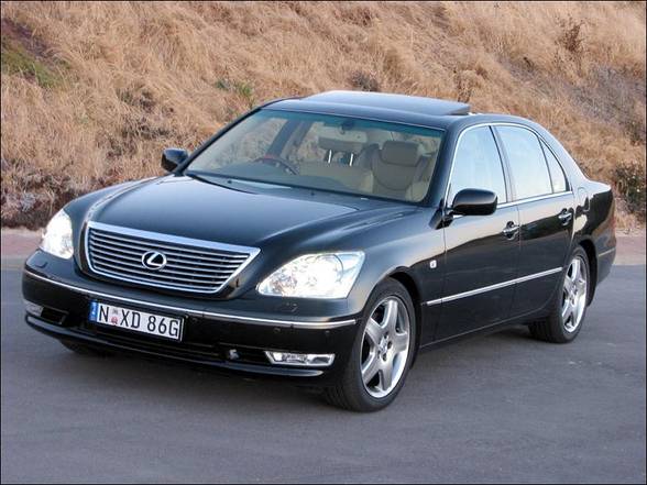 **LEXUS LS430 - 