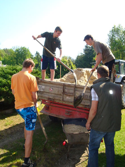 Sandkistenbefüllung 2.5.2009 - 