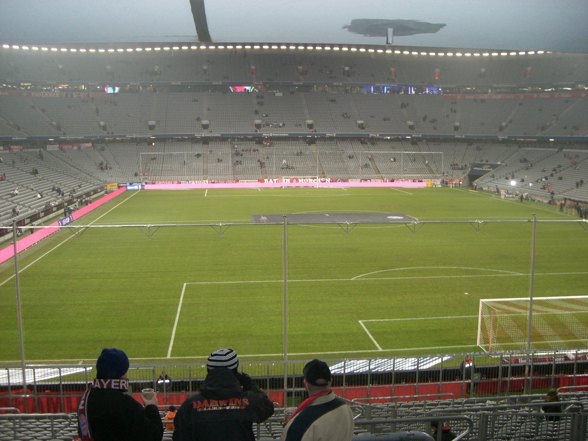 FC Bayern München vs. Aris Thessaloniki - 